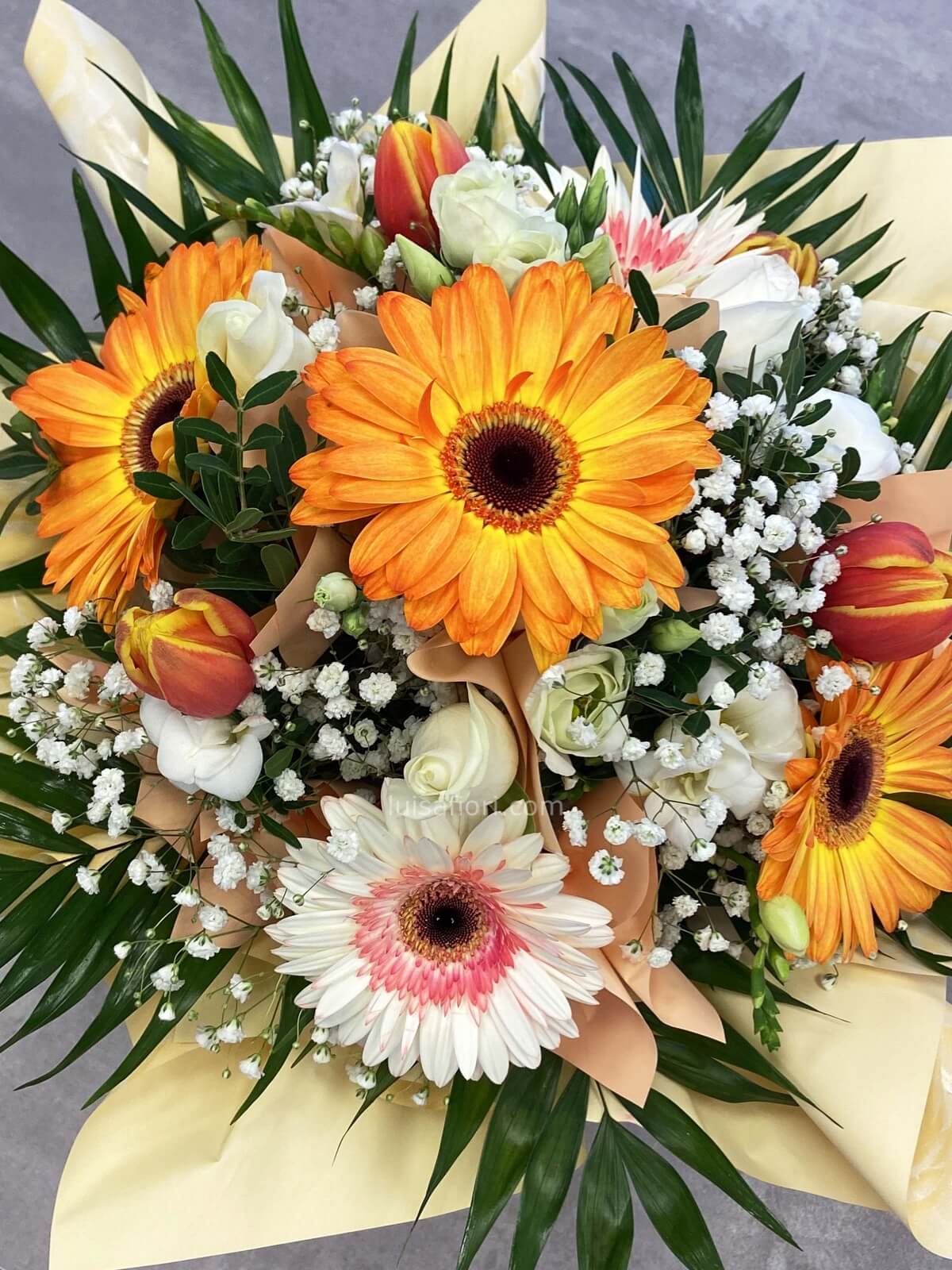 Bouquet di fiori colorati » Fiorista a Paderno Dugnano. Invio fiori e  piante con consegna a domicilio a Paderno Dugnano.